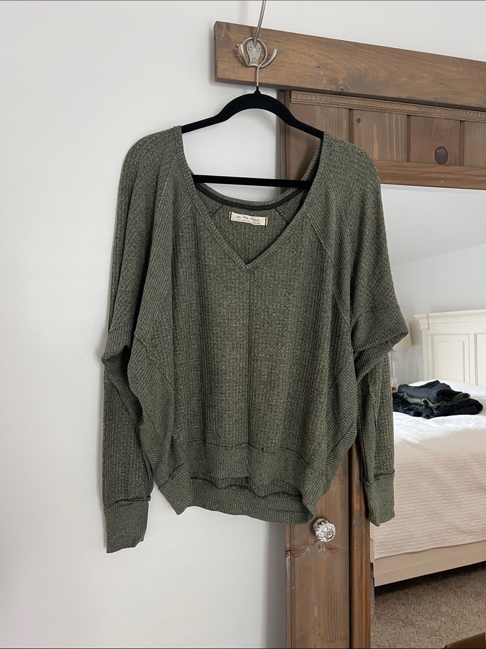 We The Free Off-The-Shoulder Olive Green V-Neck Ribbed Pullover
